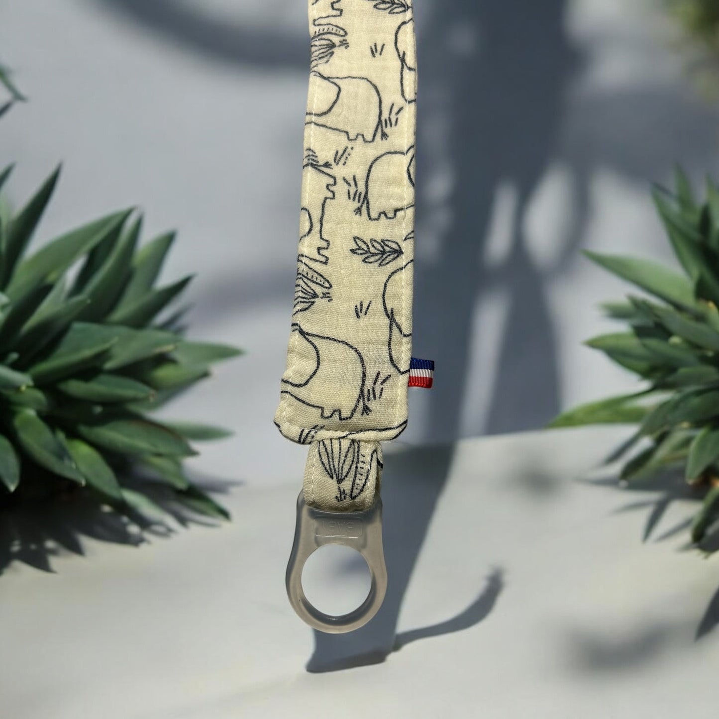 Attache tétine