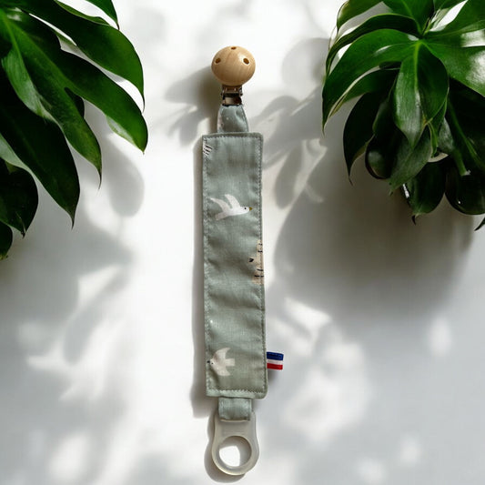 Attache tétine
